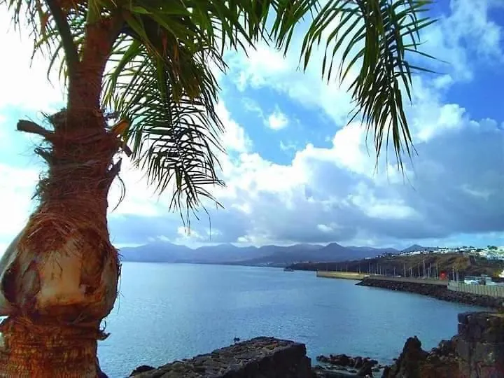Two-Bedroom Apartment With Two Large Terraces Puerto del Carmen  0*, Puerto del Carmen (Lanzarote)